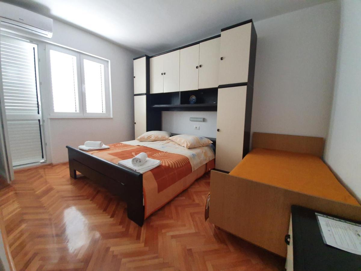 Rooms Capo Rab Palit Kültér fotó